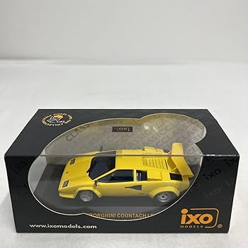 ミニカー1/43 バンダイ　ランボルギーニカウンタックLP500 1/43 イクソ ランボルギーニ カウンタック LP500S 1985